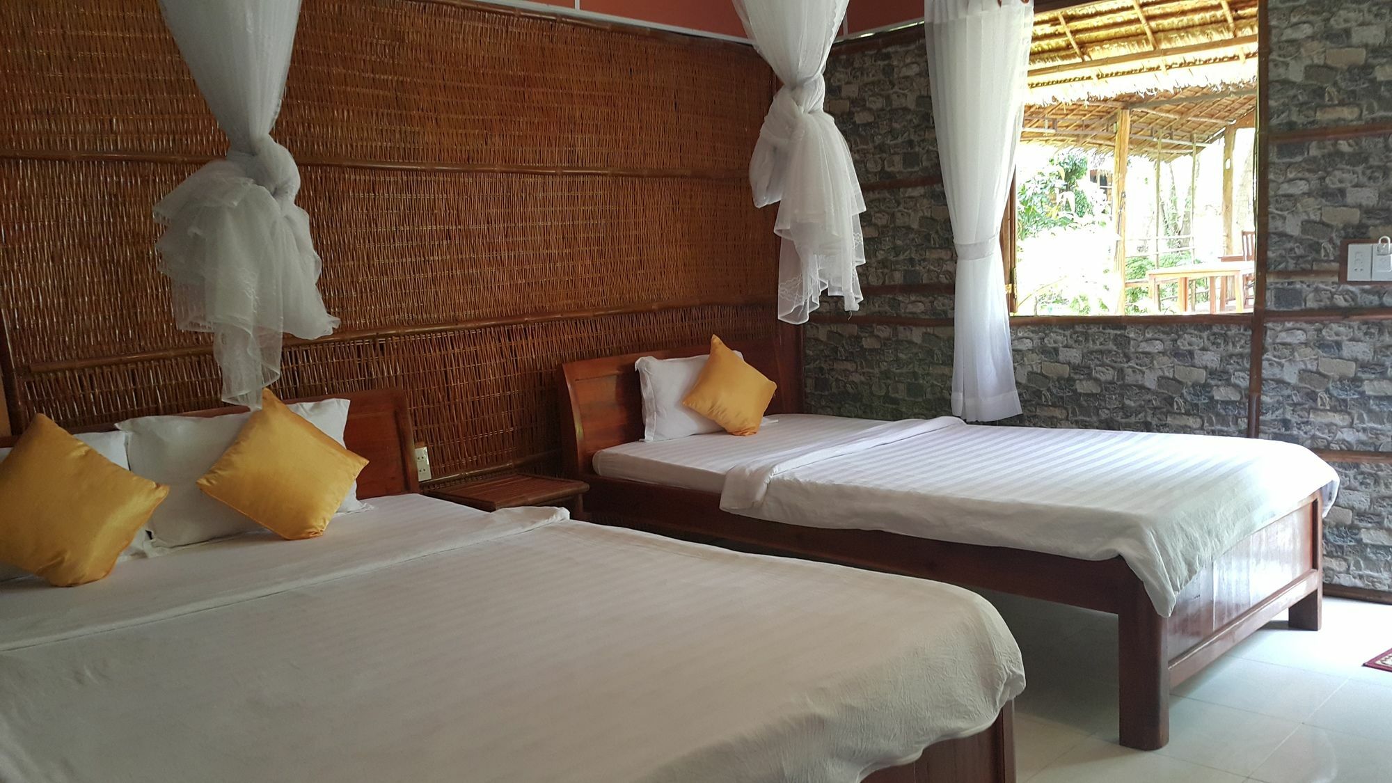 Minh Vuong Village Resort & Restaurant 두옹 동 외부 사진